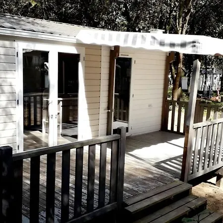 Holiday home Mobile Moderne Dans Un 4 Etoiles Avec Piscine A 300m De La ! Saint-Brevin-l'Ocean
